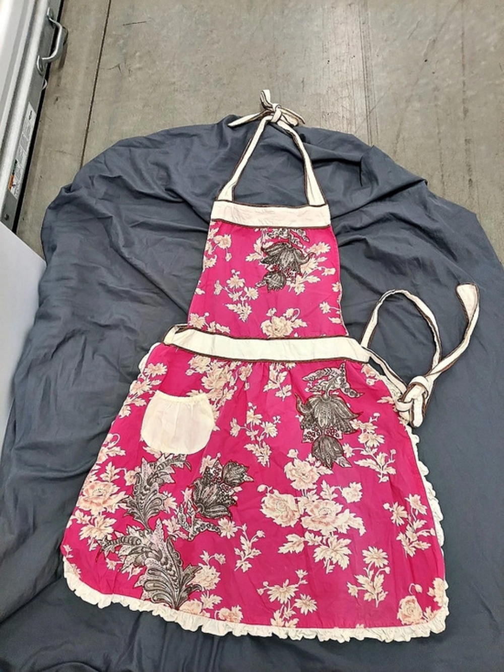 Floral Apron in Pink & White